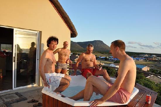The Roundhouse Guesthouse De Kelders Room photo